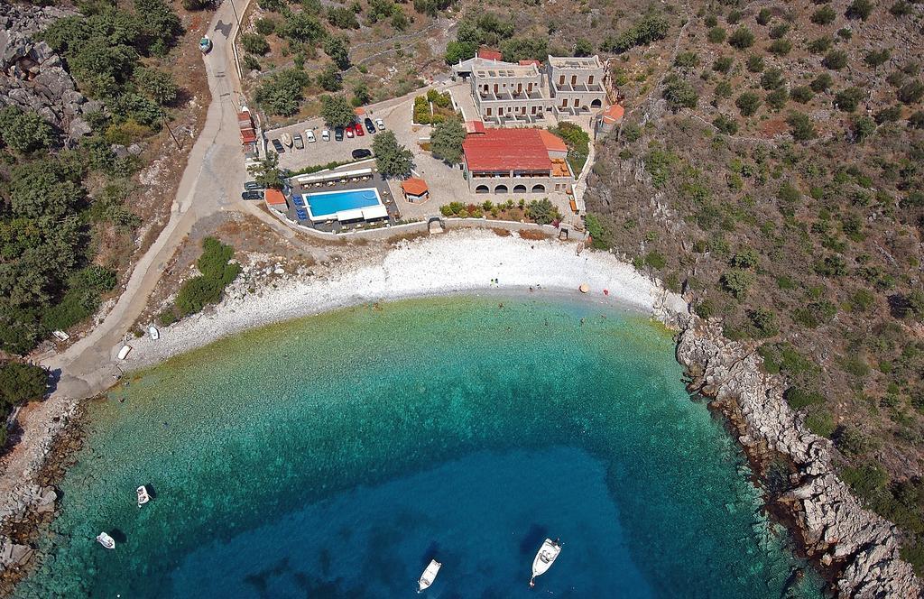 Lalloudes Seaside Accommodation エクソ・ニンフィオン エクステリア 写真